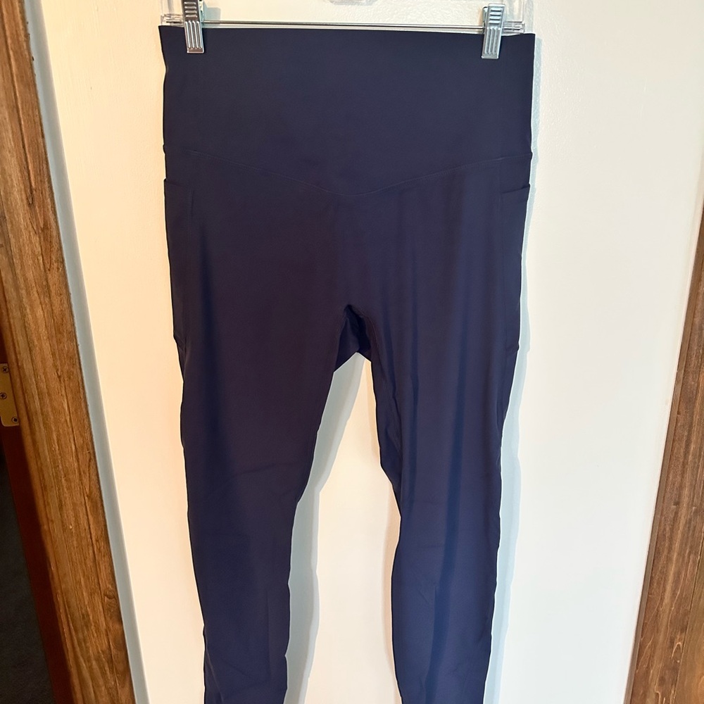Navy High-Waisted Leggings